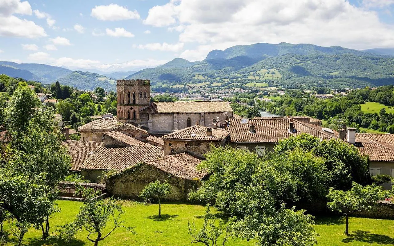 Terres De France - Domaine Du Palais Aparthotel Saint-Lizier